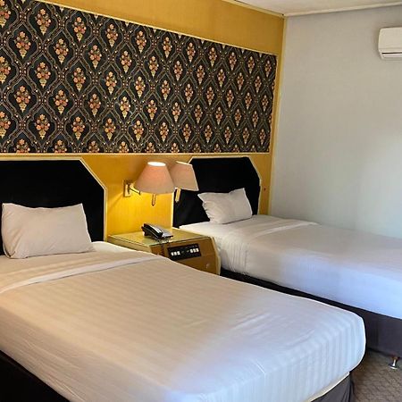 Mas Graha Hotel เปกันบารู ภายนอก รูปภาพ