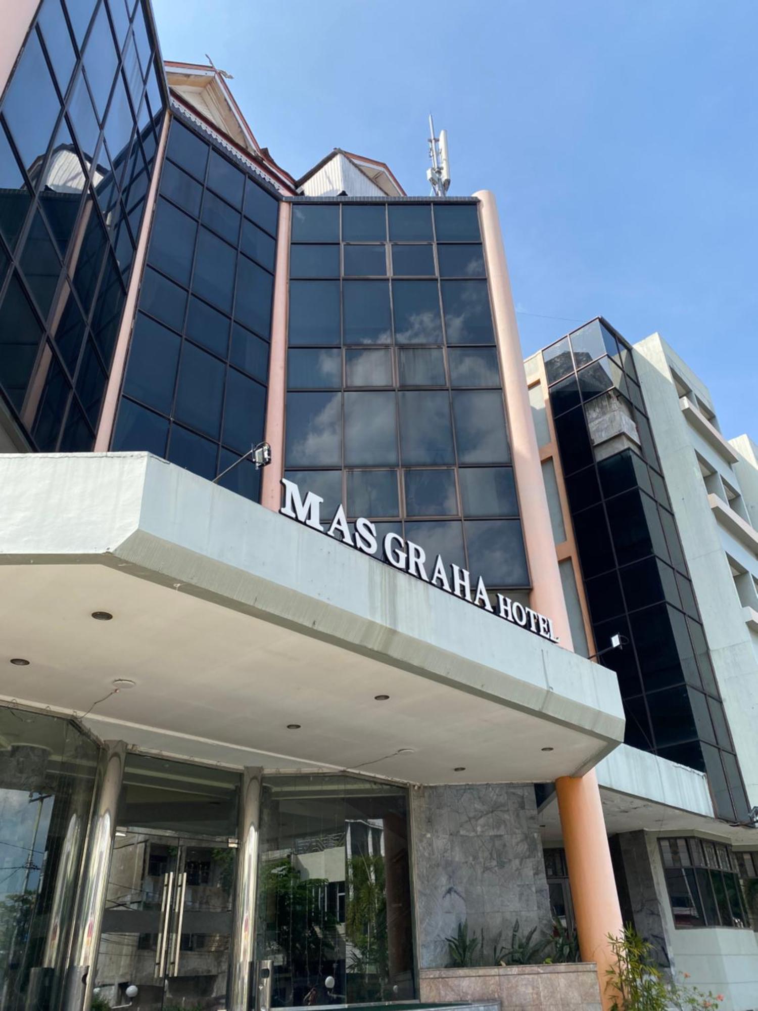 Mas Graha Hotel เปกันบารู ภายนอก รูปภาพ